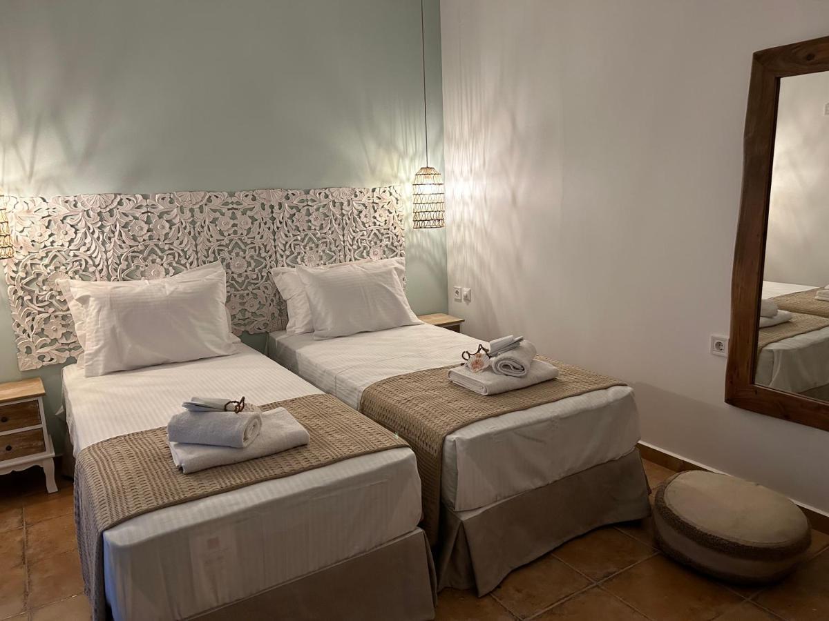Calliopes By The Sea Boutique Suites 帕拉利亚狄奥尼索 外观 照片