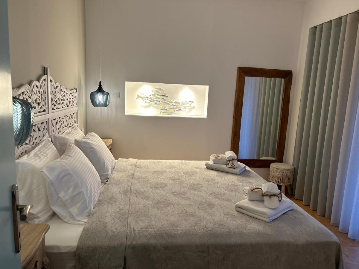 Calliopes By The Sea Boutique Suites 帕拉利亚狄奥尼索 外观 照片