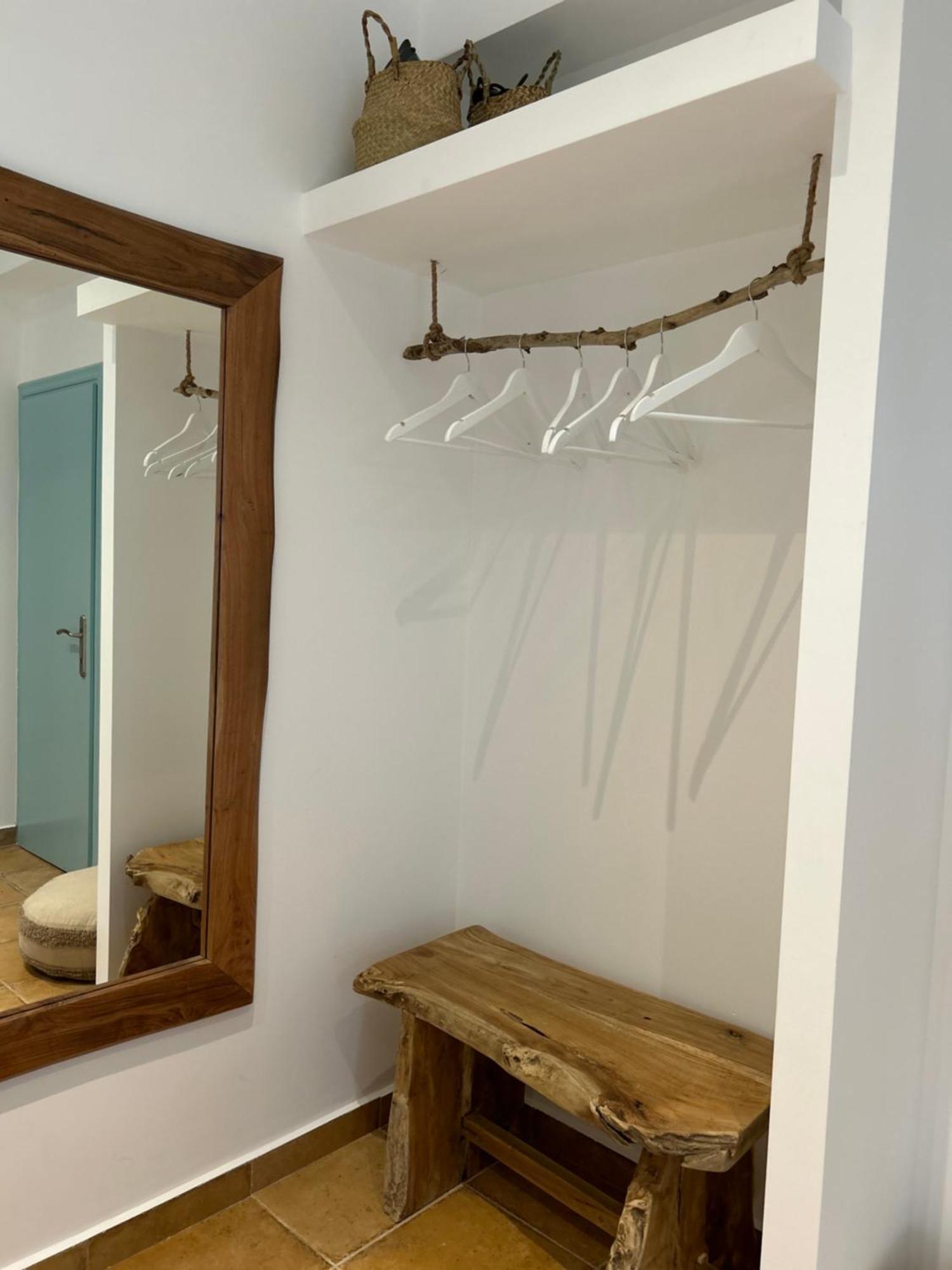 Calliopes By The Sea Boutique Suites 帕拉利亚狄奥尼索 外观 照片