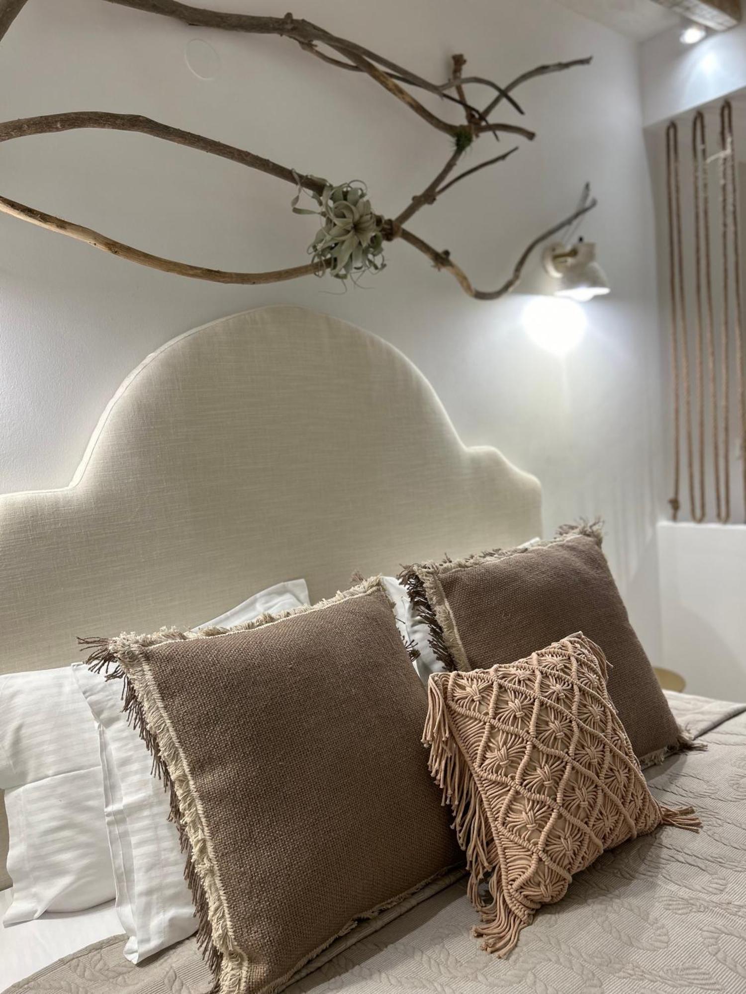 Calliopes By The Sea Boutique Suites 帕拉利亚狄奥尼索 外观 照片